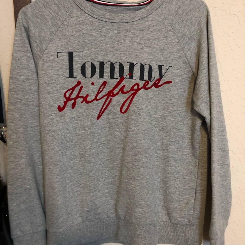 Tommy Hilfiger crewneck sweater